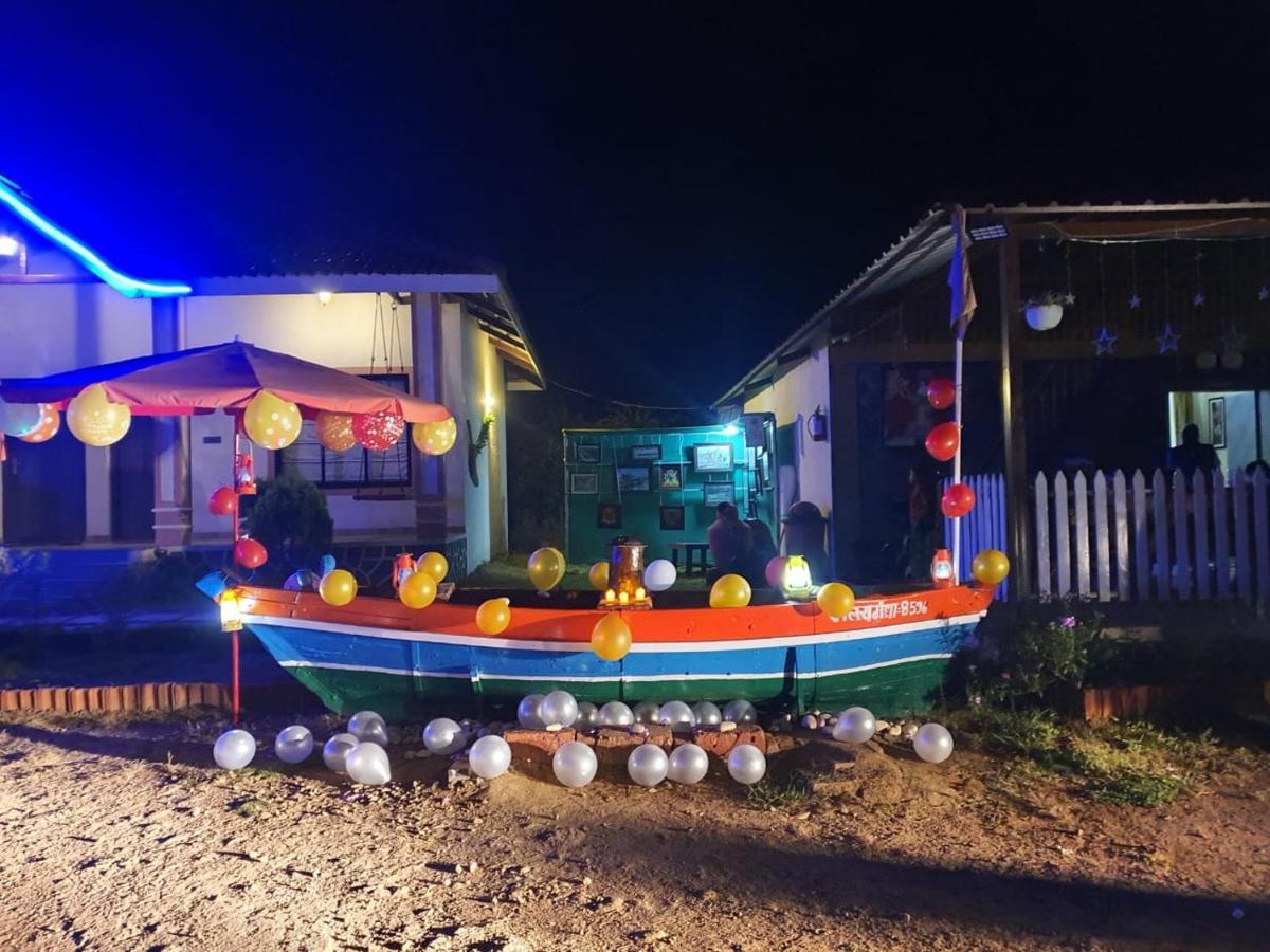 Windchime Cottages Alībāg Εξωτερικό φωτογραφία